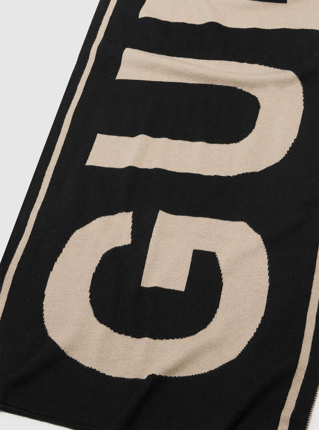 Black Logo Scarf Guess