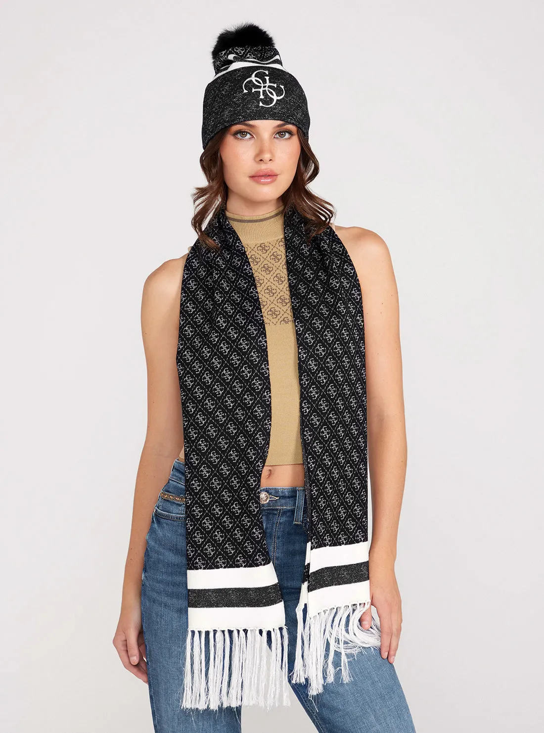 Black White Logo Sabine Beanie Guess