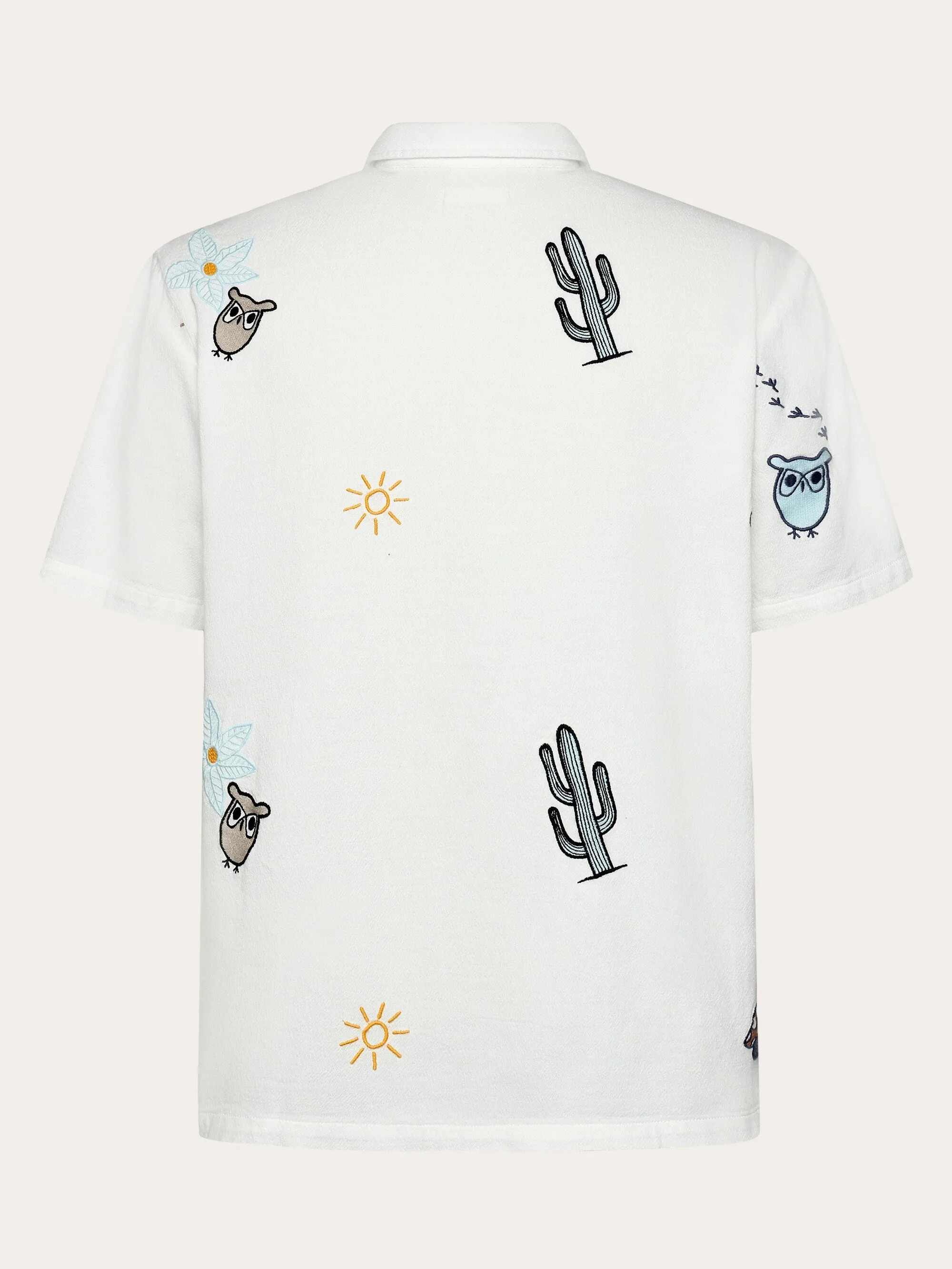 Box fit short sleeve shirt with embroidery - GOTS/Vegan - Egret Knowledge Cotton