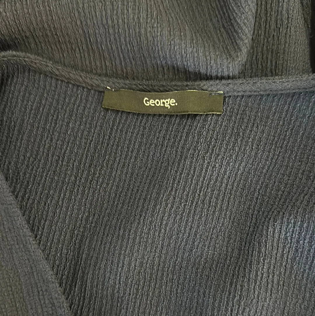 George | top | size 10 | elbow length sleeve