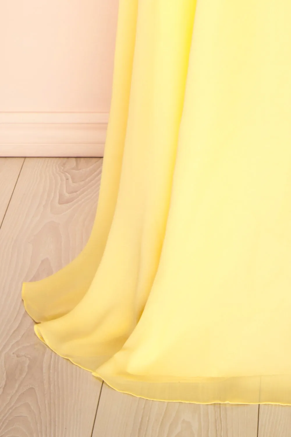 Janie Light Yellow | Chiffon Maxi Dress w/ Neck Scarf