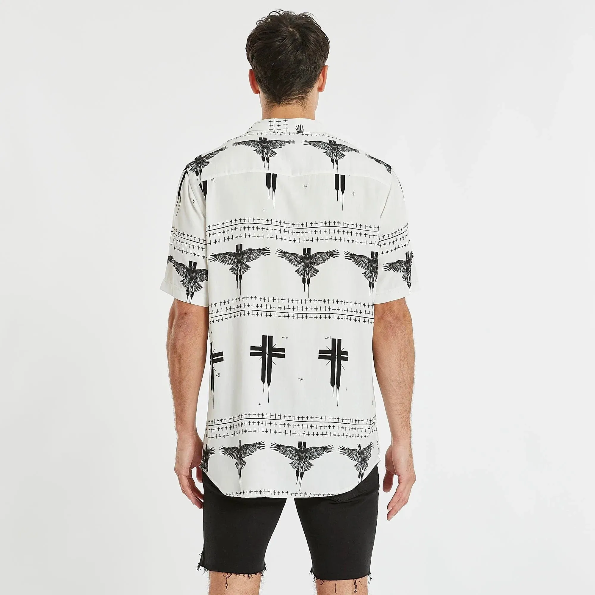 KISS CHACEY Mens Malibu Relaxed Short Sleeve Shirt White Print