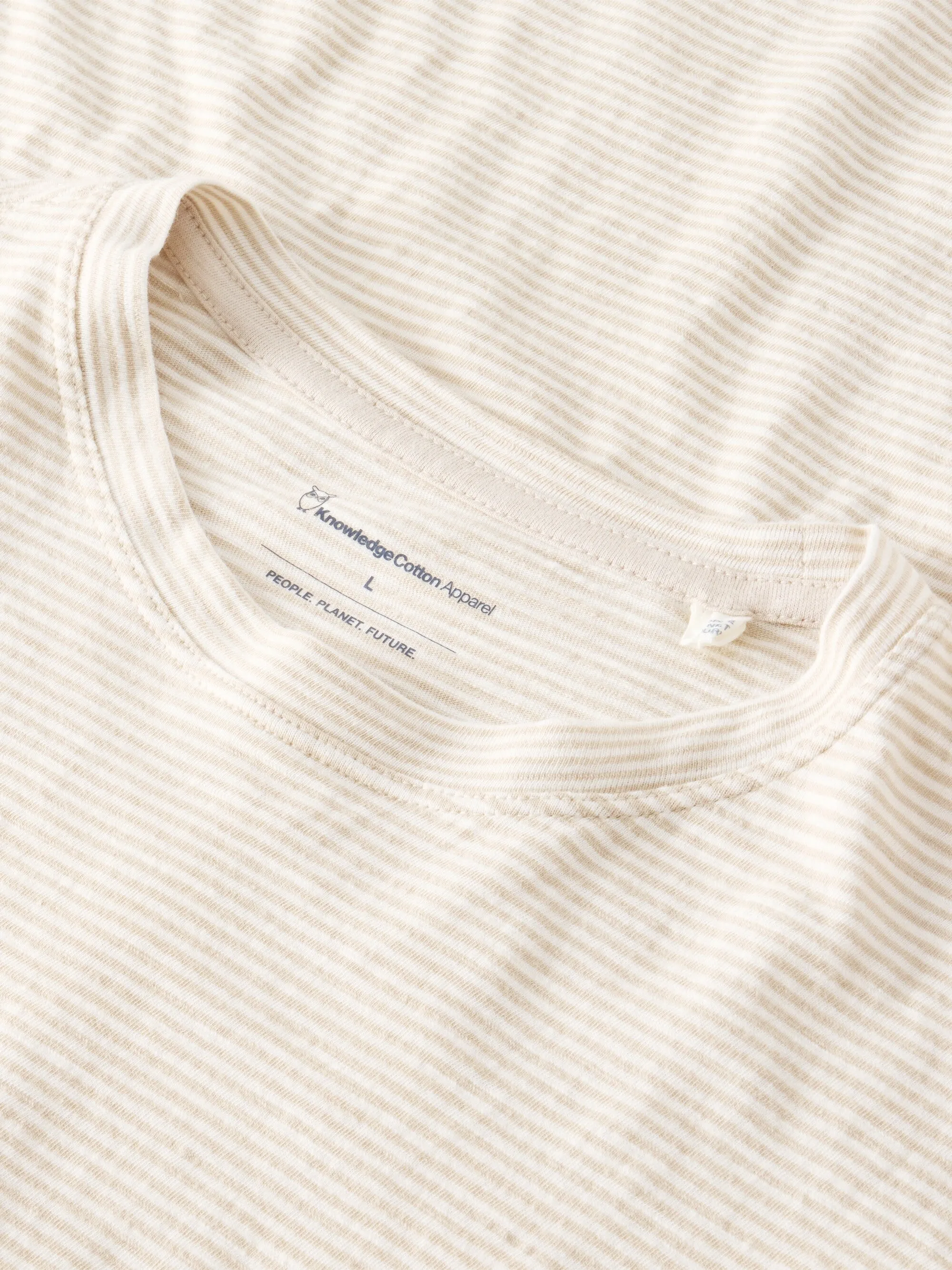 Narrow striped slub t-shirt - Creme Stripe Knowledge Cotton