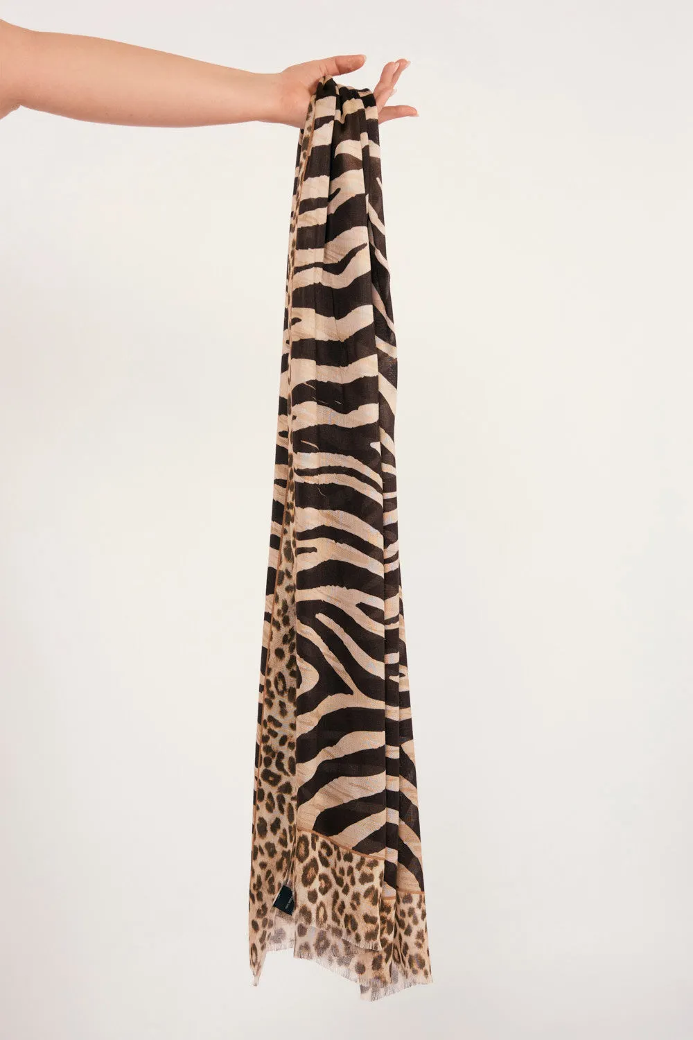 Noir Safari Scarf Adrift