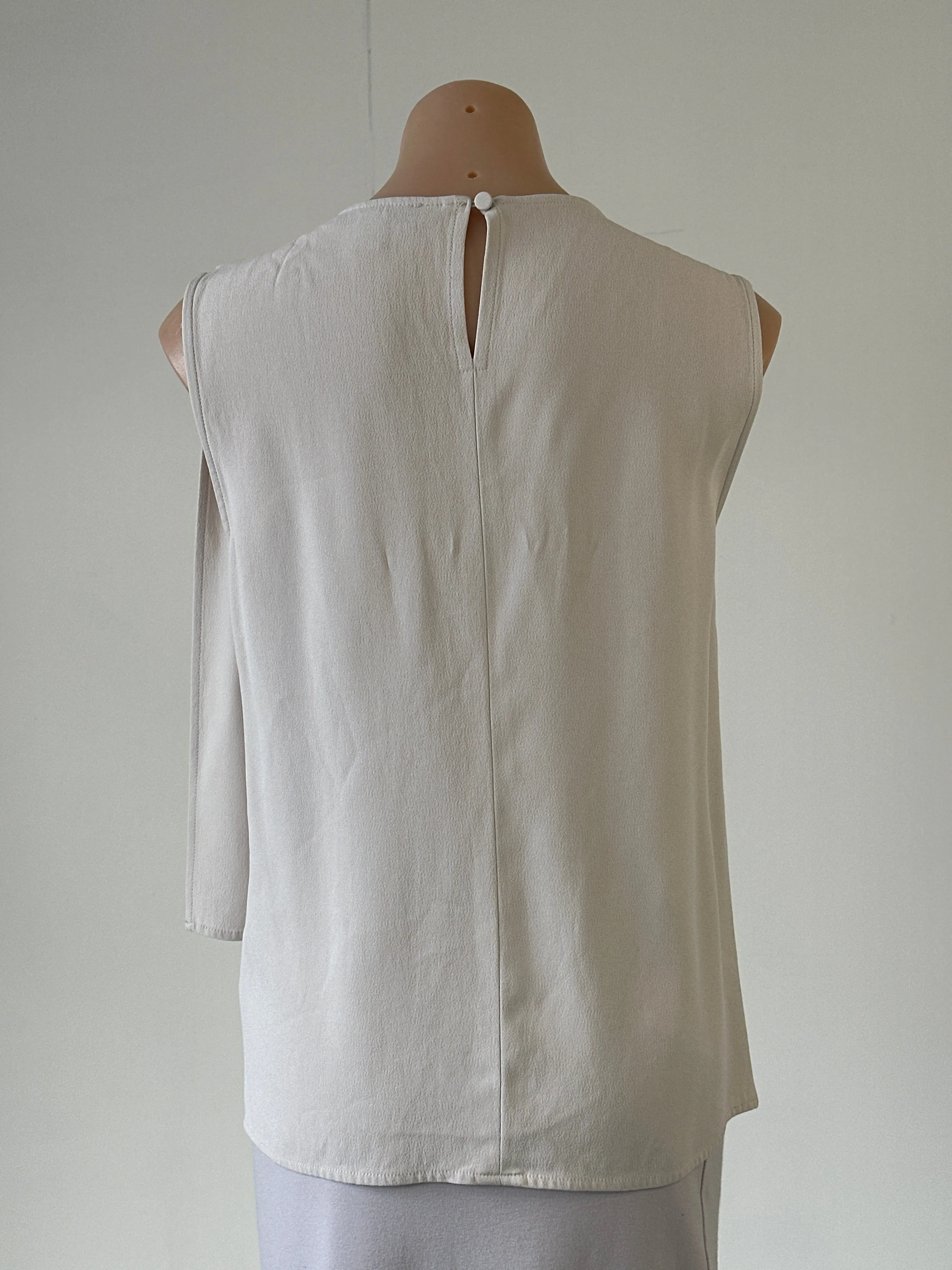 Perri Cutten | top | size 10 | sleeveless | made in Australia 🇦🇺