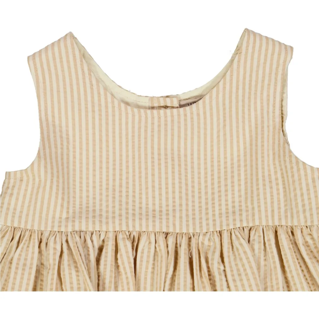 Pinafore Wrinkles Wheat