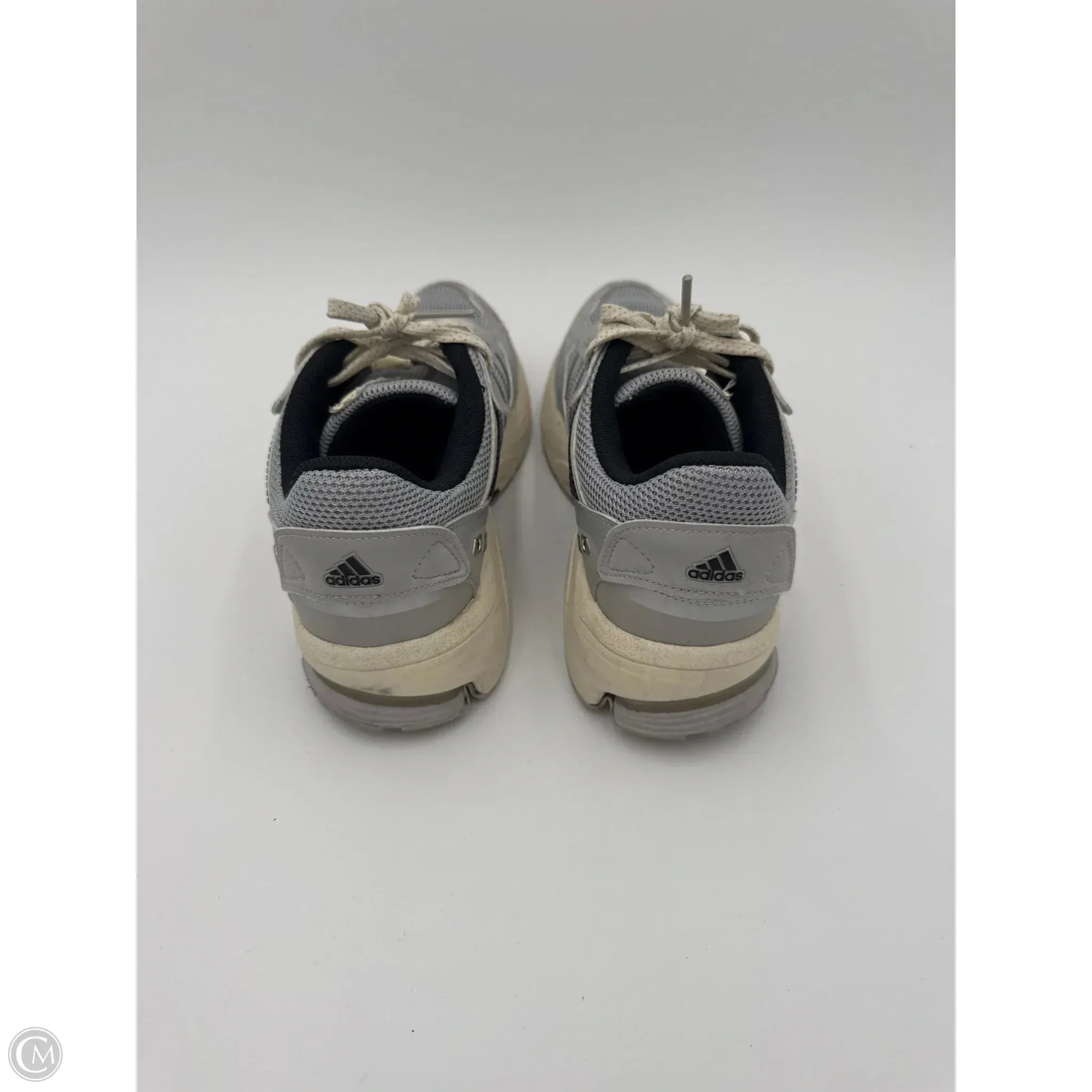 Shoes Athletic By Adidas In Grey & White, Size: 9.5