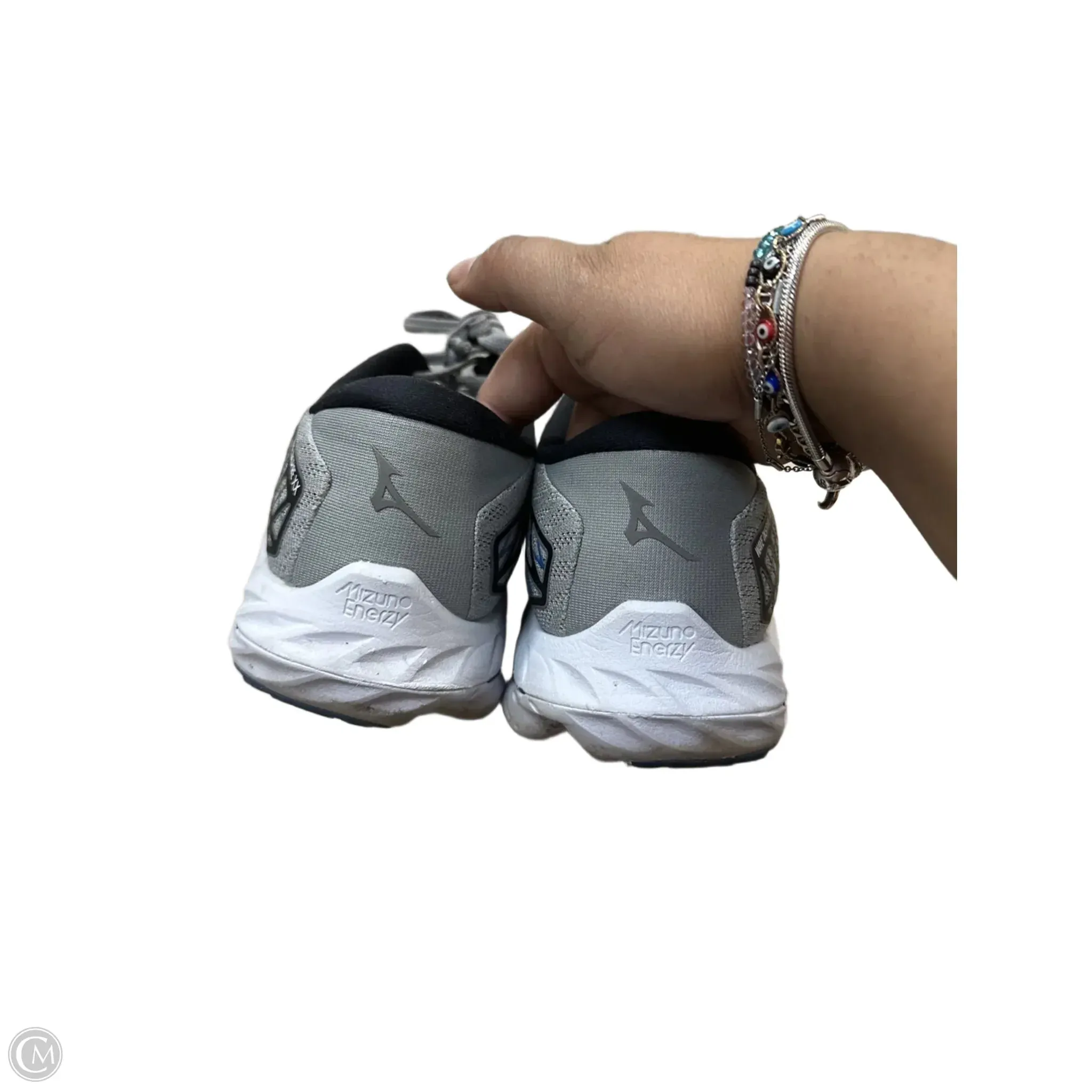 Shoes Athletic By Mizuno In Grey, Size: 11